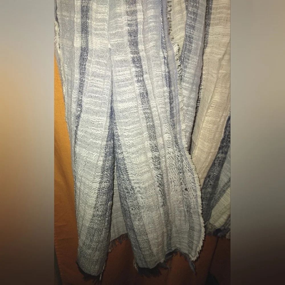 DONATED...FREE with PURCHASE Universal Thread Kimono OSFM - Picture 2 of 7